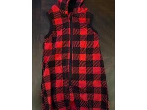 Red & Black Sleeveless Hooded jumper Size 24m